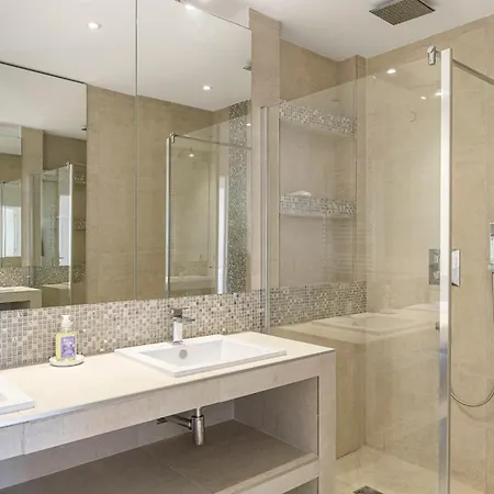 With Pool - Sea View *